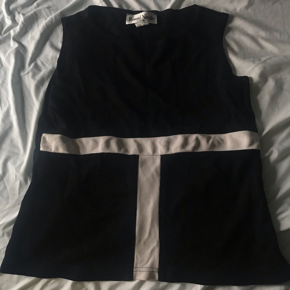 Ronni Nicole Top